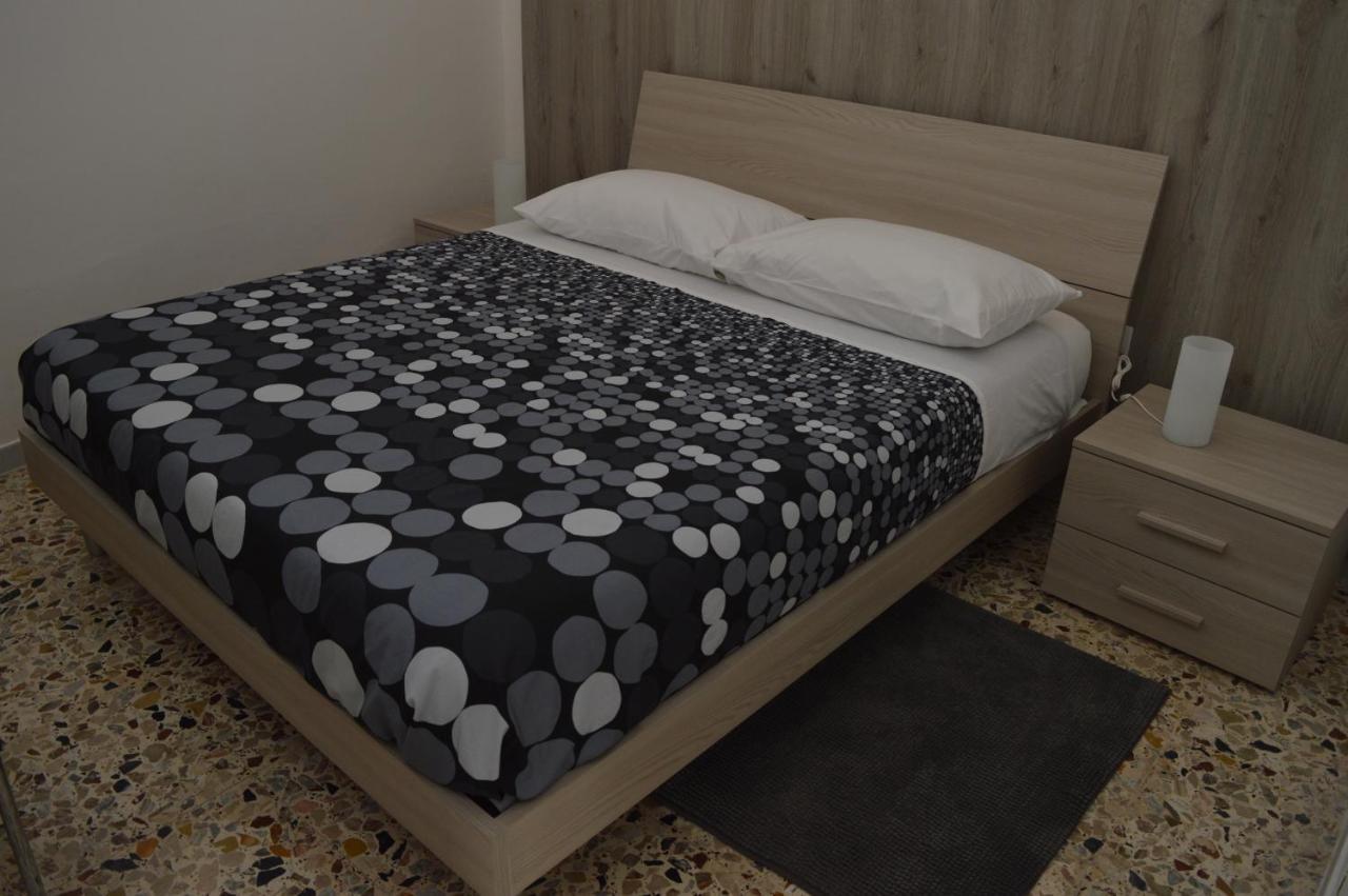 Apartment Punto Zero Syracuse Bagian luar foto